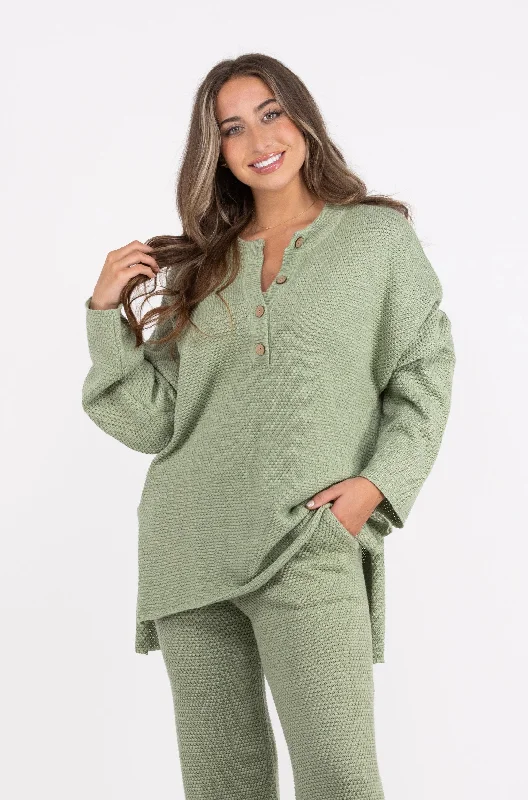 Hugging Heartbeat Women's Hi-Low Sweater Artistic Women's Hand - painted
